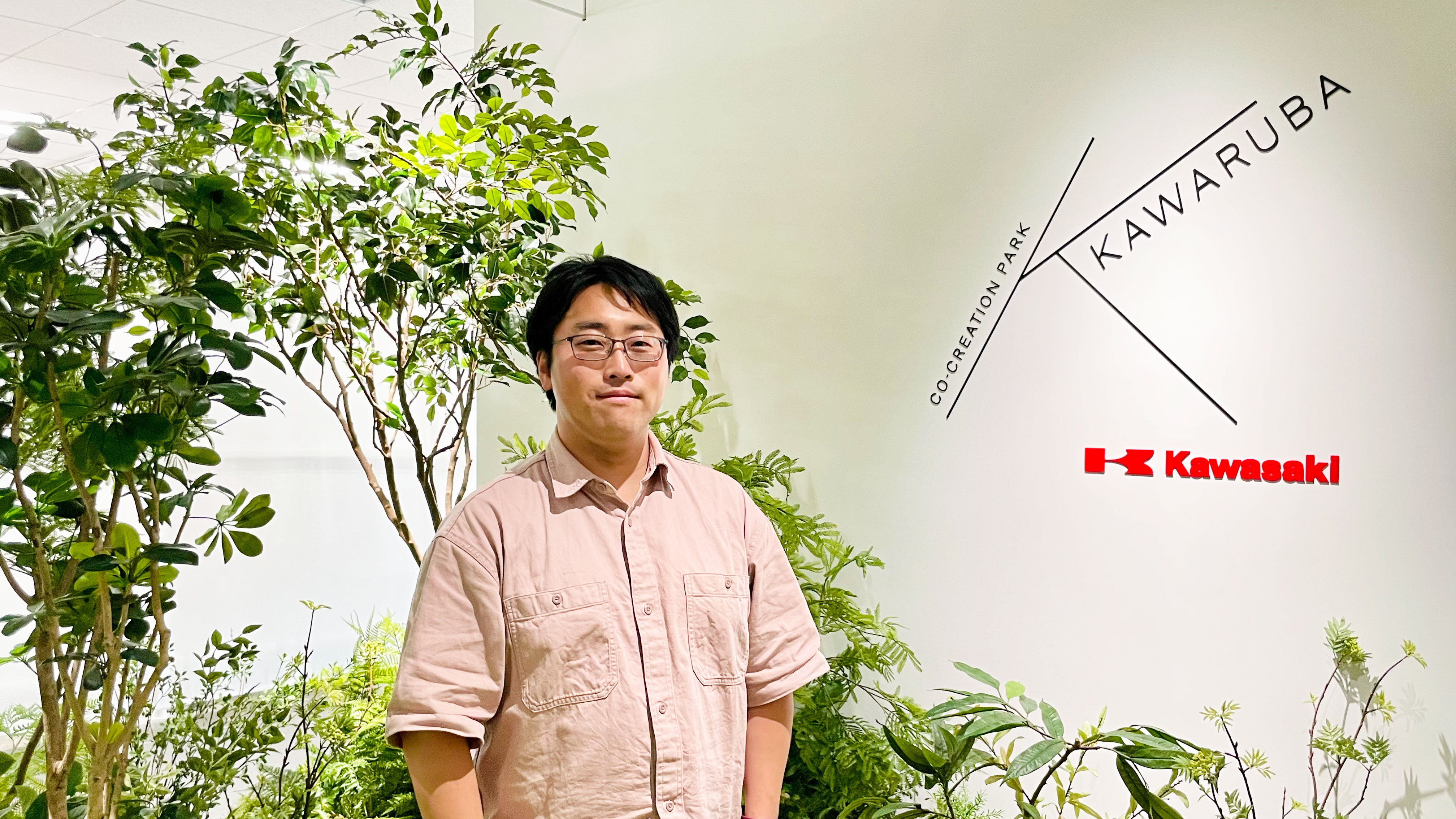 現地に来てもらう、その前のワンステップ ーー 川崎重工の共創拠点「KAWARUBA」のバーチャル内覧活用術